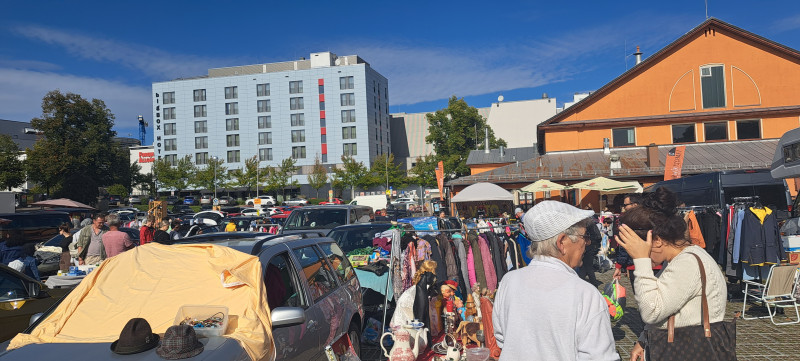 Flohmarkt in der Allgäuhalle Kempten – Trödeln mit Leidenschaft