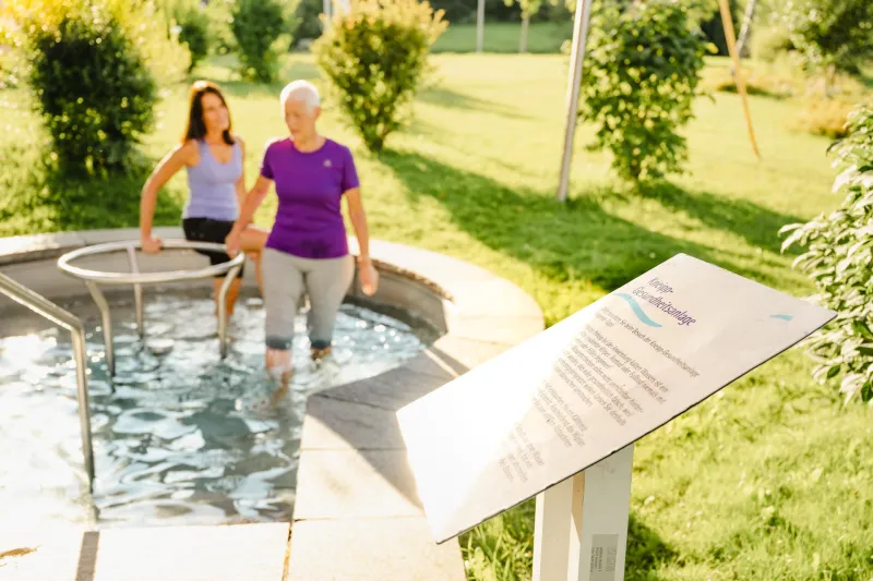 Geführte Kneipp-Erlebnisrunde zum Kneippgarten am Mühlbach