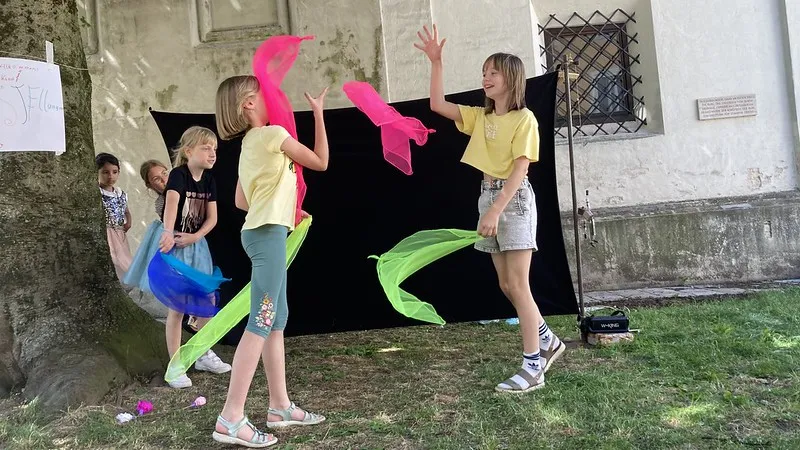 Ferienprojekt Lebendige Bilder bei querKUNST Kaufbeuren