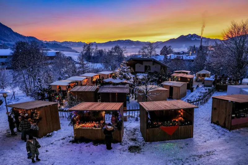 Christkindlesmarkt im Bier.Genuss.Dorf in Rettenberg