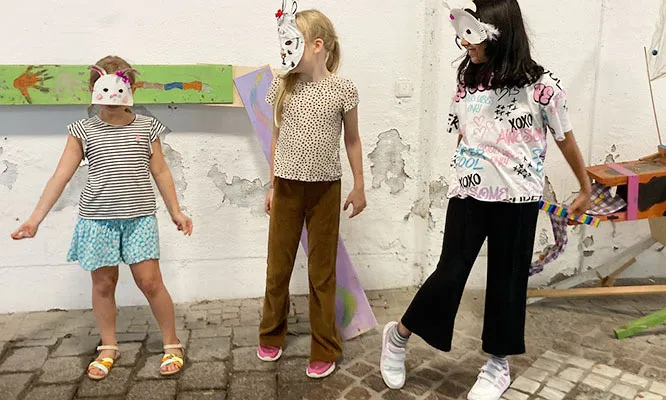 MASKENPARADE -  ein Ferienprojekt bei querKUNST