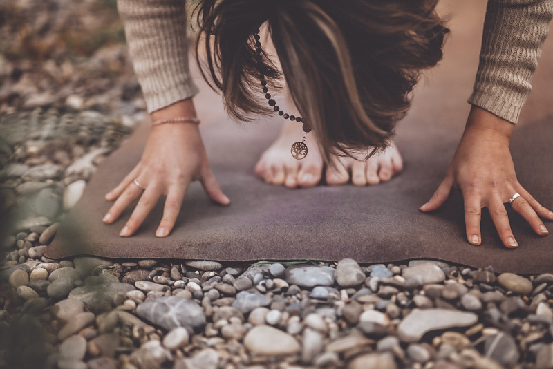 Präventionskurs: Entspannung finden durch Hatha Yoga nach der AYInnovation® Methode in Oberdorf