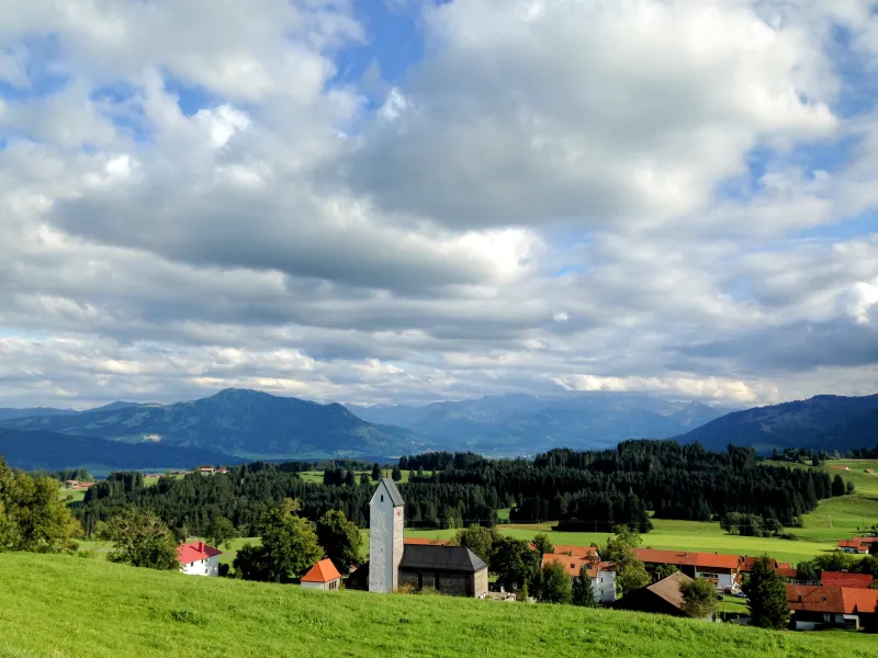 Allgäuer Erlebnisbus:  Carl-Hirnbein-Weg und Bergbauernmuseum