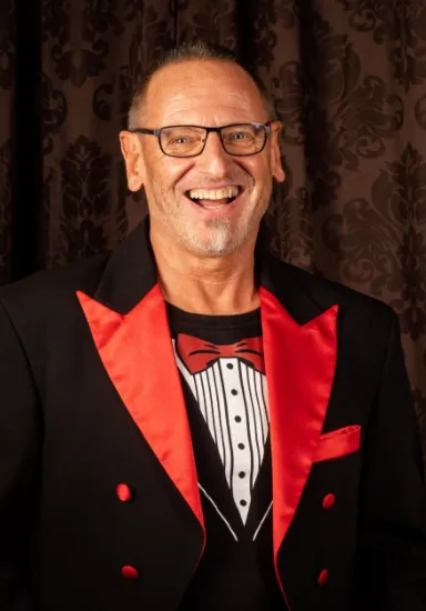 🎩✨ Magic Dinner mit Zauberer Thomaselli in Wertach