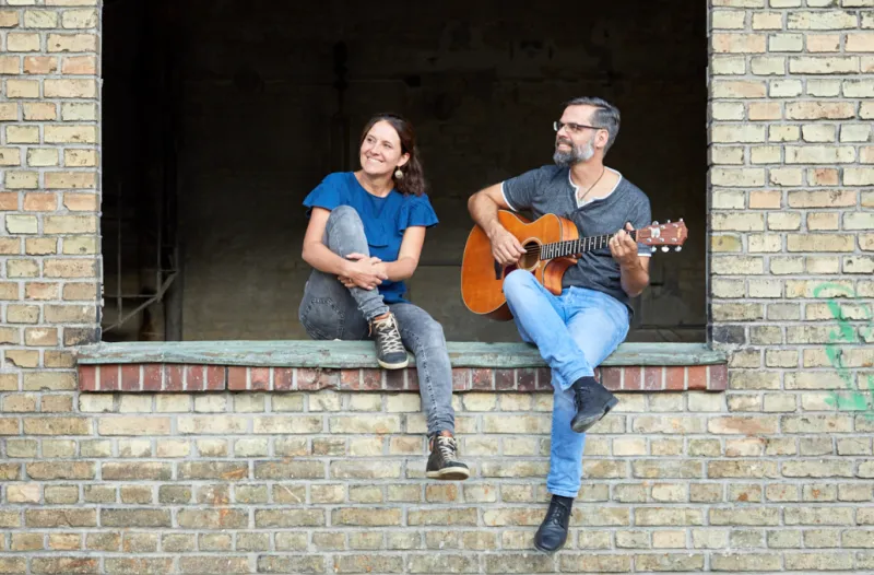 Two in Tune im Bahnhofsgarten der IG OMa