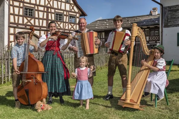 Tag der Volksmusik im Freilichtmuseum Illerbeuren