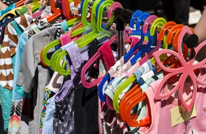 Großer Baby- und Kinderkleiderbasar in Aichstetten