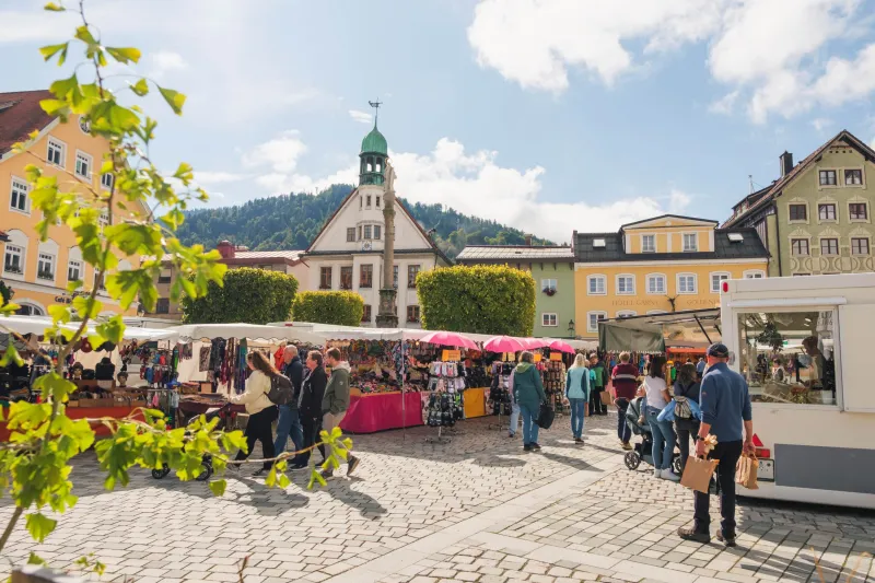 Maimarkt am Marienplatz in Immenstadt