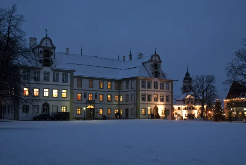 Weihnachtsmarkt in Kißlegg im Neuen Schloss