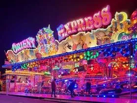 Kathreinemarkt auf dem Königsplatz in Kempten