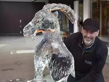 Oberstdorfer Eiszeit 2026 mit verkaufsoffenem Sonntag