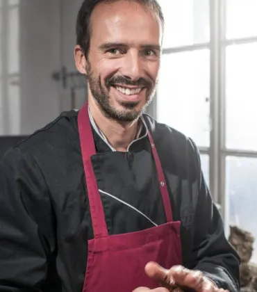 Bio-Pralinenkurs mit Chocolatier Jonathan bei Rapunzel