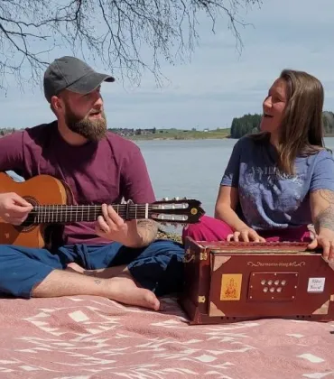 Mantras mit Shambo & Jayani - mitsingen und mitfühlen