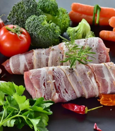 Wochenmarkt am Marktplatz in Legau