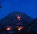 Bergfeuer zur Sommersonnenwende bei Ehrwald