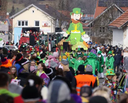 Faschingsumzug in Hopferbach