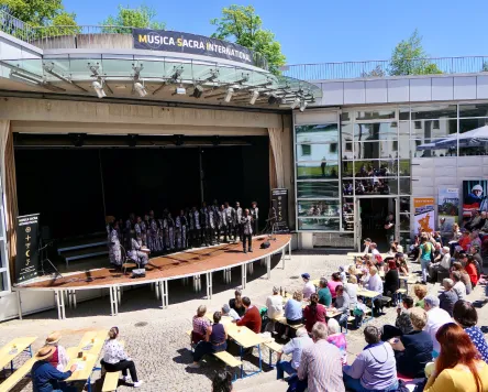 Musica Sacra International - Interkultureller Brunch