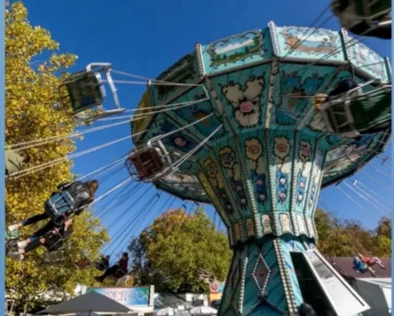 Himmelfahrtsmarkt auf dem Königsplatz in Kempten