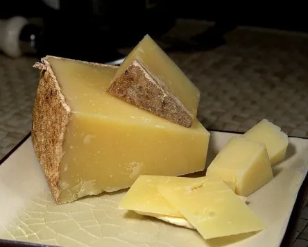 Sennereiführung mit Käseprobe in Schweineberg