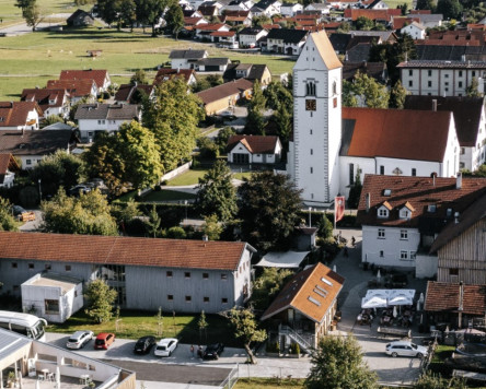 Mädelsflohmarkt im Historischen Dorfgasthof Hirsch, Urlau