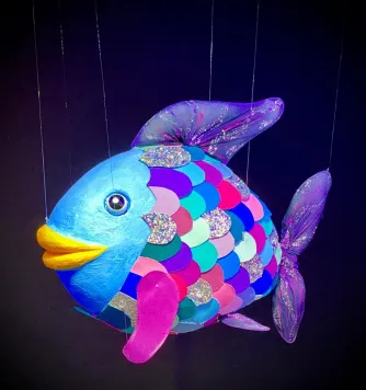 Der Regenbogenfisch im Puppentheater Kaufbeuren