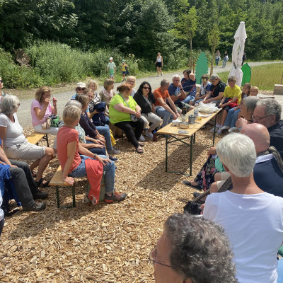 Workshop in Kißlegg: Pechsalbe aus Fichtenharz herstellen