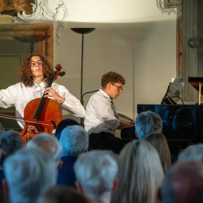 klavier plus: Klavier & Violoncello im Schloss Isny
