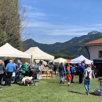 Kunsthandwerkermarkt am Schlossbrauhaus Schwangau